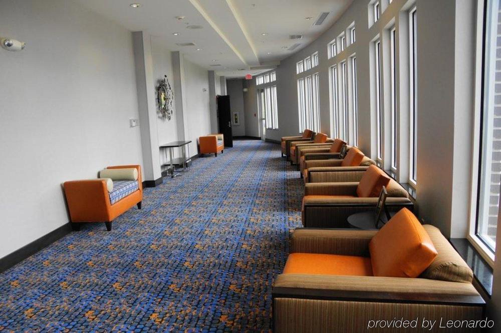 Holiday Inn Express Richmond By Ihg Eksteriør bilde