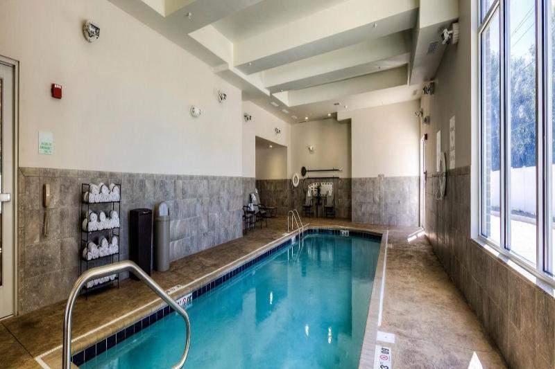 Holiday Inn Express Richmond By Ihg Eksteriør bilde